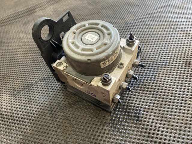 bontott AUDI A3 ABS Kocka