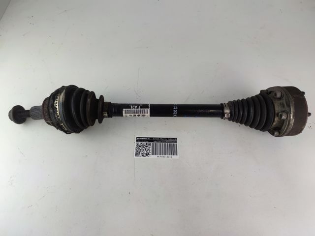 bontott AUDI A3 Bal Féltengely