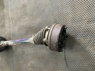 bontott AUDI A3 Bal Féltengely