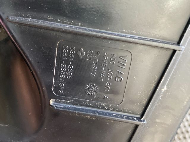 bontott AUDI A3 Biztosítéktábla Motortér