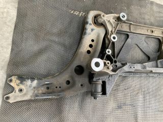 bontott AUDI A3 Első Bölcső