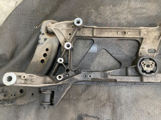 bontott AUDI A3 Első Bölcső