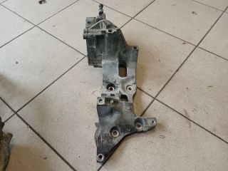 bontott AUDI A3 Generátor Tartó Bak