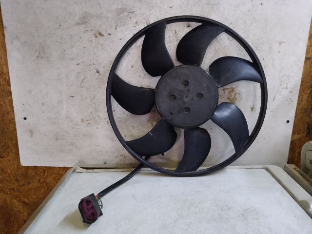 bontott AUDI A3 Hűtőventilátor