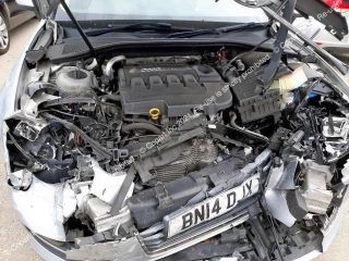 bontott AUDI A3 Jobb első Lengőkar