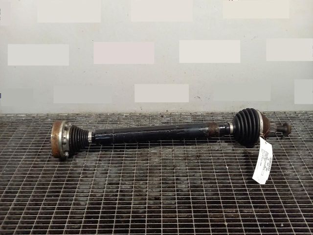 bontott AUDI A3 Jobb Féltengely