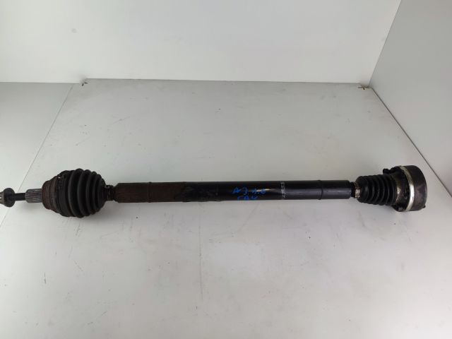 bontott AUDI A3 Jobb Féltengely