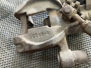 bontott AUDI A3 Jobb hátsó Féknyereg Munkahengerrel