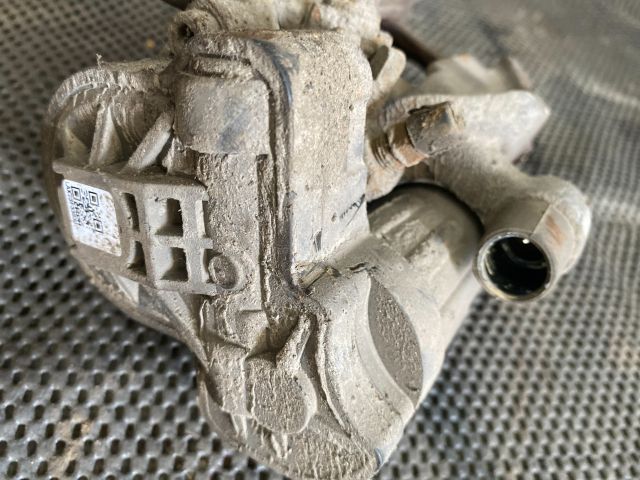 bontott AUDI A3 Jobb hátsó Féknyereg Munkahengerrel