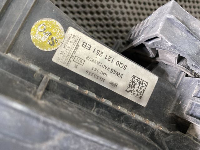 bontott AUDI A3 Klímahűtő Radiátor Keret