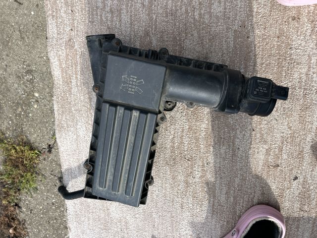 bontott AUDI A3 Légszűrő Ház