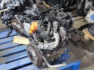bontott AUDI A3 Motor (Fűzött blokk hengerfejjel)