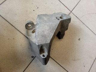 bontott AUDI A3 Motor Tartó Bak (Pozíciófüggetlen)