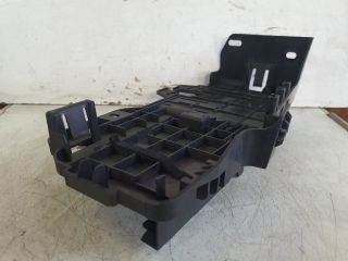 bontott AUDI A3 Motorvezérlő Tartó