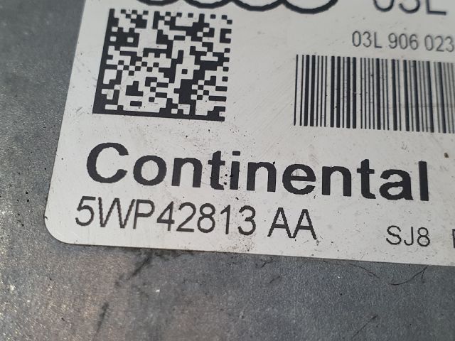 bontott AUDI A3 Motorvezérlő