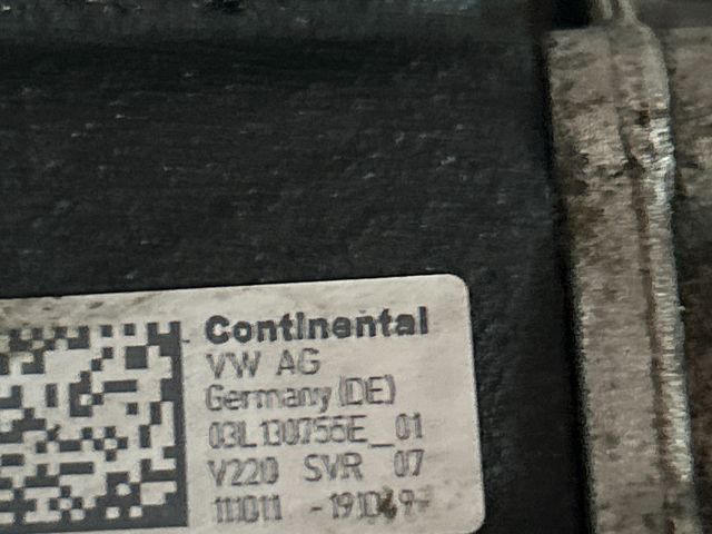 bontott AUDI A3 Nagynyomású Szivattyú