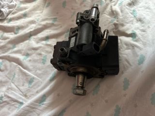 bontott AUDI A3 Nagynyomású Szivattyú