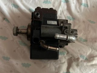 bontott AUDI A3 Nagynyomású Szivattyú