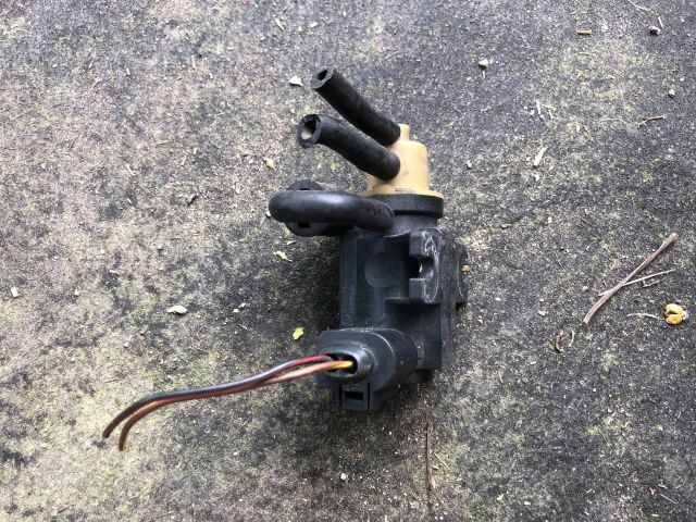 bontott AUDI A3 Turbó Vákum Szelep