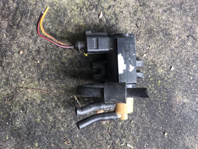 bontott AUDI A3 Turbó Vákum Szelep