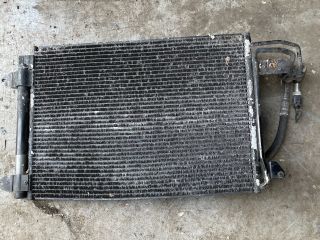 bontott AUDI A3 Vízhűtő Radiátor (Klímás)