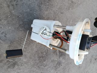 bontott AUDI A3 Üzemanyag Szivattyú