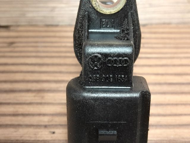 bontott AUDI A3 Vezérműtengely Fordulatszám Jeladó