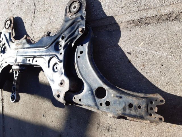 bontott AUDI A3 Első Bölcső