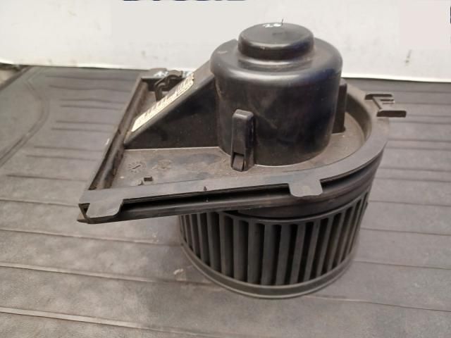 bontott AUDI A3 Klímahűtő Ventilátor