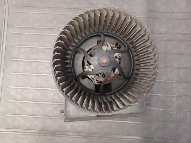 bontott AUDI A3 Klímahűtő Ventilátor