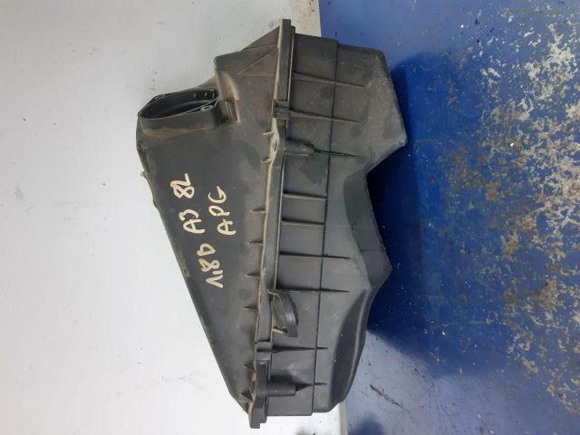 bontott AUDI A3 Légszűrő Ház