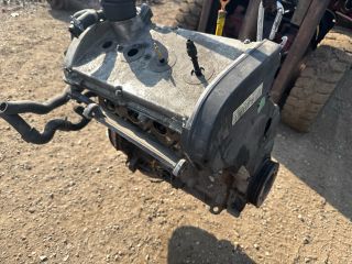 bontott AUDI A3 Motor (Fűzött blokk hengerfejjel)