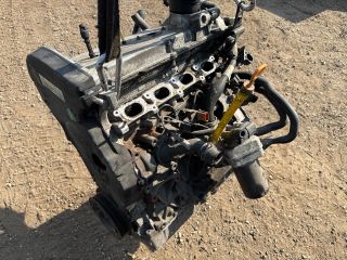 bontott AUDI A3 Motor (Fűzött blokk hengerfejjel)