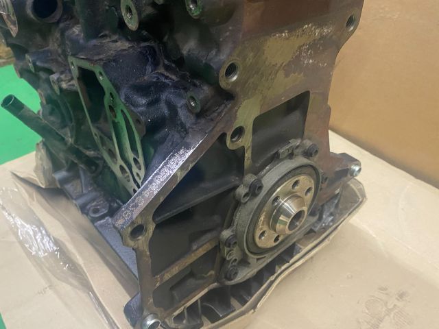 bontott AUDI A3 Motor (Fűzött blokk hengerfejjel)