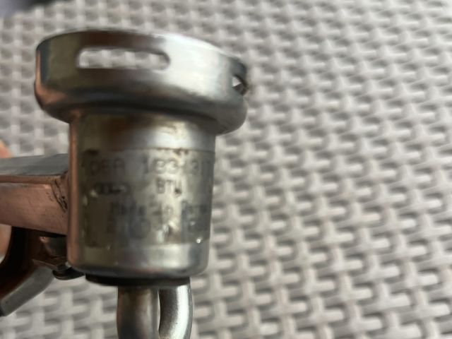 bontott AUDI A3 Porlasztó Sor / Híd