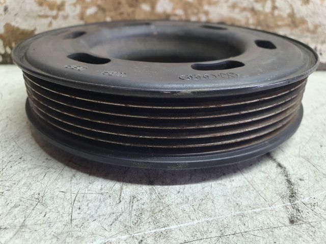 bontott AUDI A3 Főtengely Szíjtárcsa