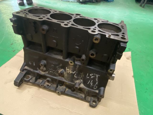 bontott AUDI A3 Motorblokk (Fűzött)