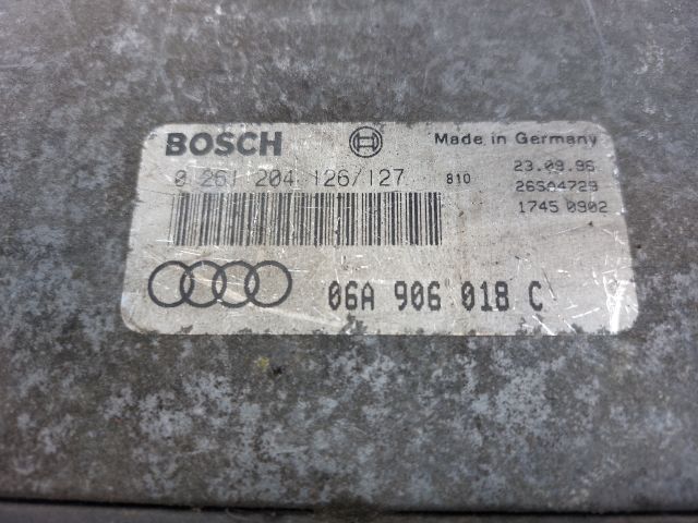 bontott AUDI A3 Motorvezérlő