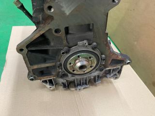bontott AUDI A3 Motor (Fűzött blokk hengerfejjel)