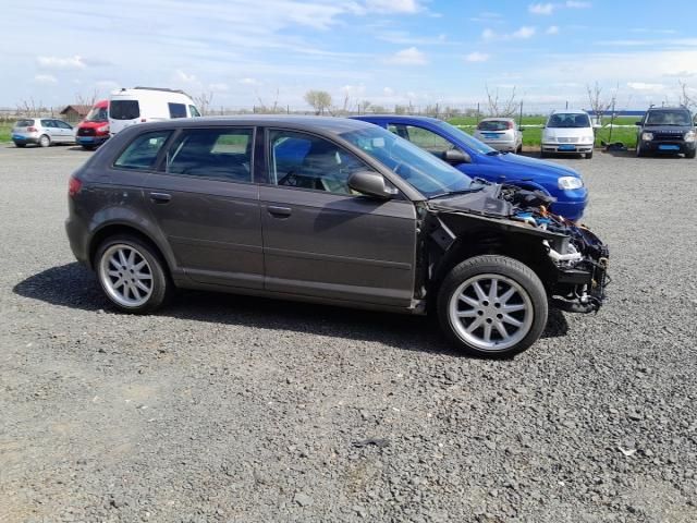 bontott AUDI A3 Dugattyú