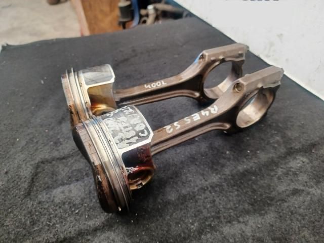 bontott AUDI A3 Dugattyú