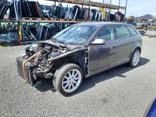 bontott AUDI A3 Dugattyú