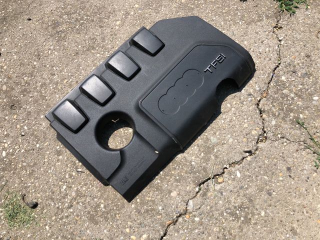 bontott AUDI A3 Felső Motorburkolat