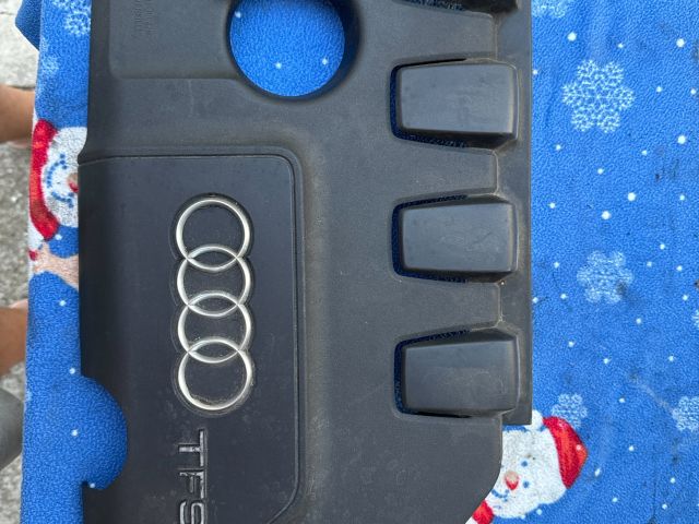 bontott AUDI A3 Felső Motorburkolat