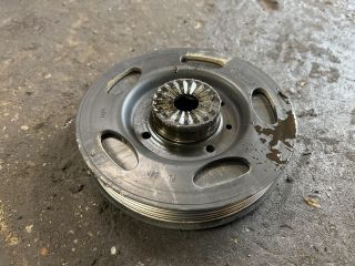 bontott AUDI A3 Főtengely Szíjtárcsa