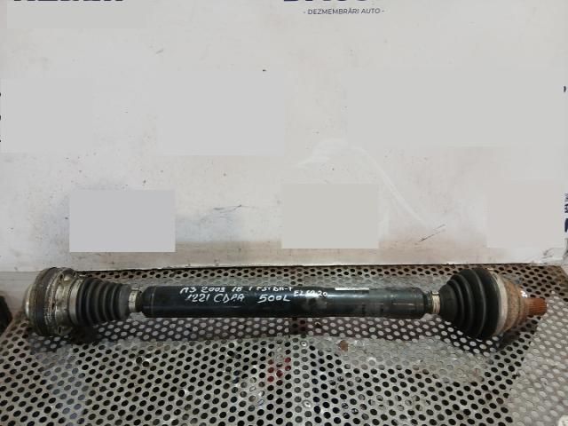 bontott AUDI A3 Jobb Féltengely