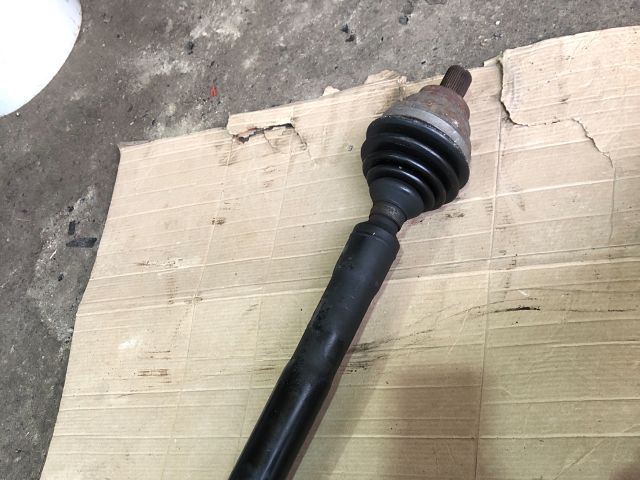 bontott AUDI A3 Jobb Féltengely