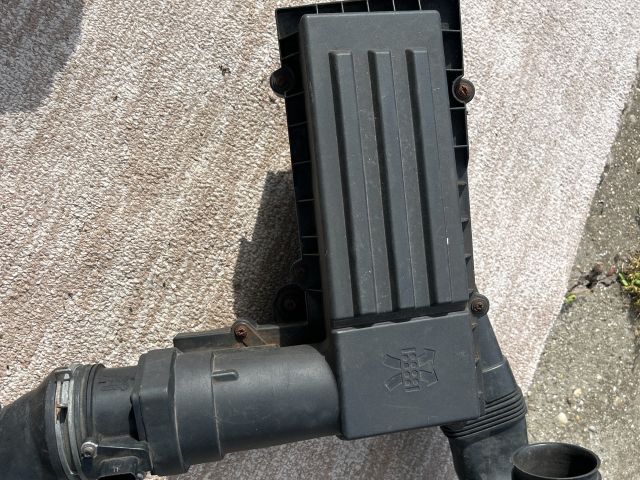 bontott AUDI A3 Légszűrő Ház