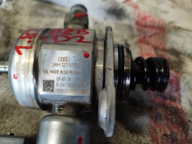 bontott AUDI A3 Nagynyomású Szivattyú