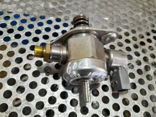 bontott AUDI A3 Nagynyomású Szivattyú